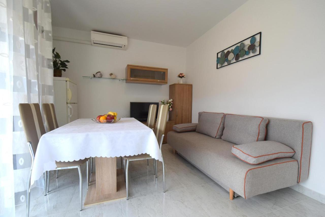 Apartment Biserka Malinska Dış mekan fotoğraf