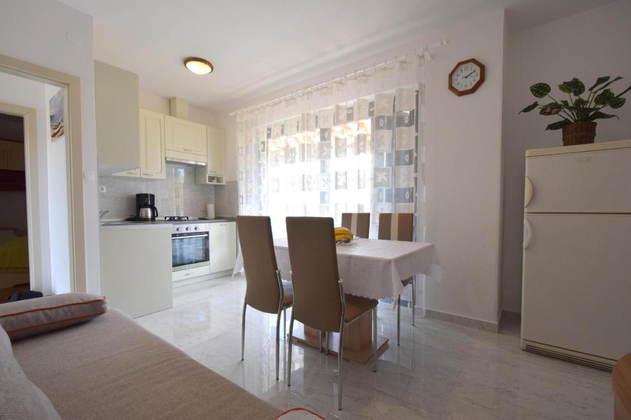 Apartment Biserka Malinska Dış mekan fotoğraf