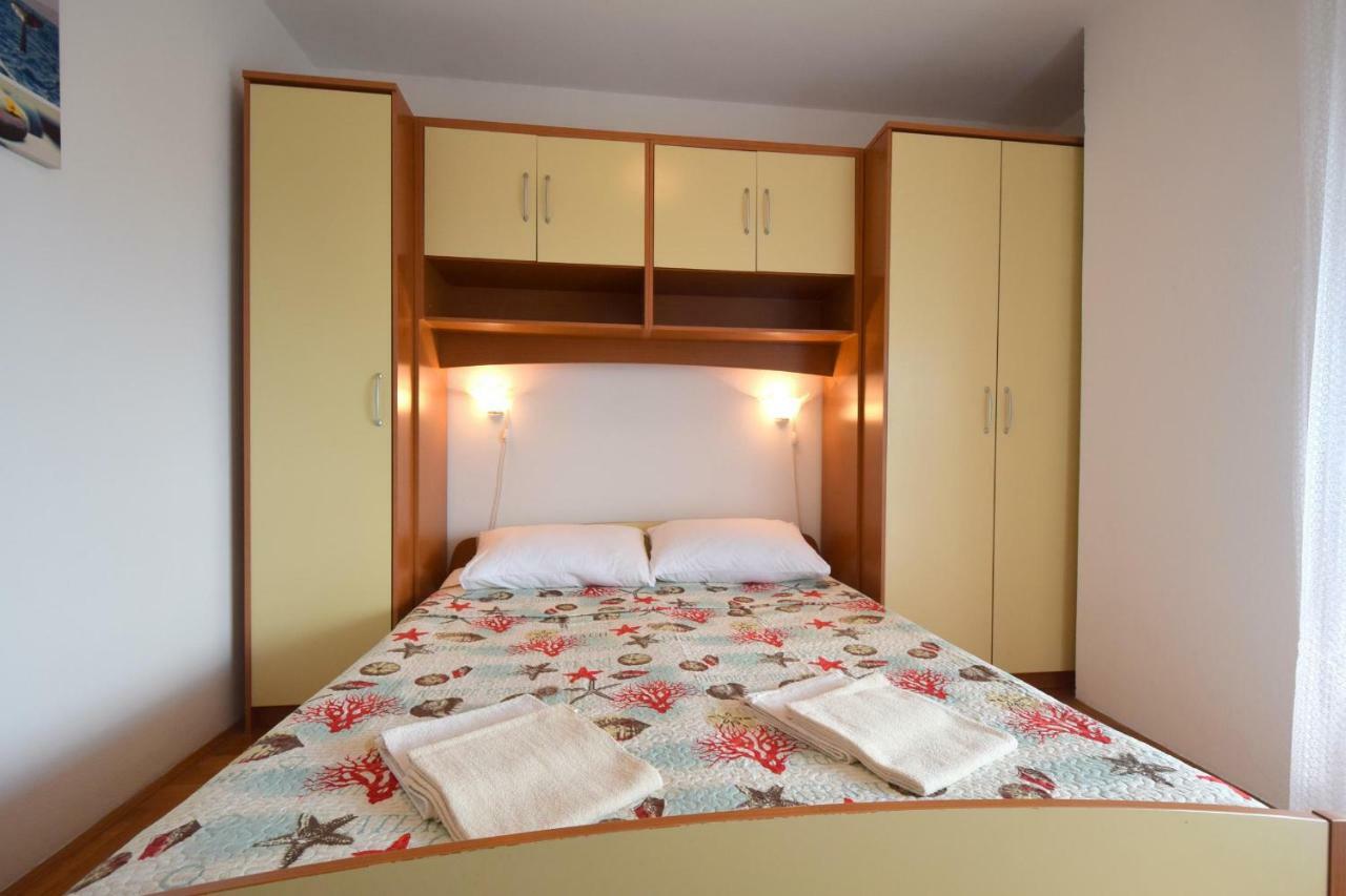 Apartment Biserka Malinska Dış mekan fotoğraf