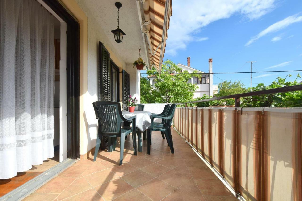 Apartment Biserka Malinska Dış mekan fotoğraf